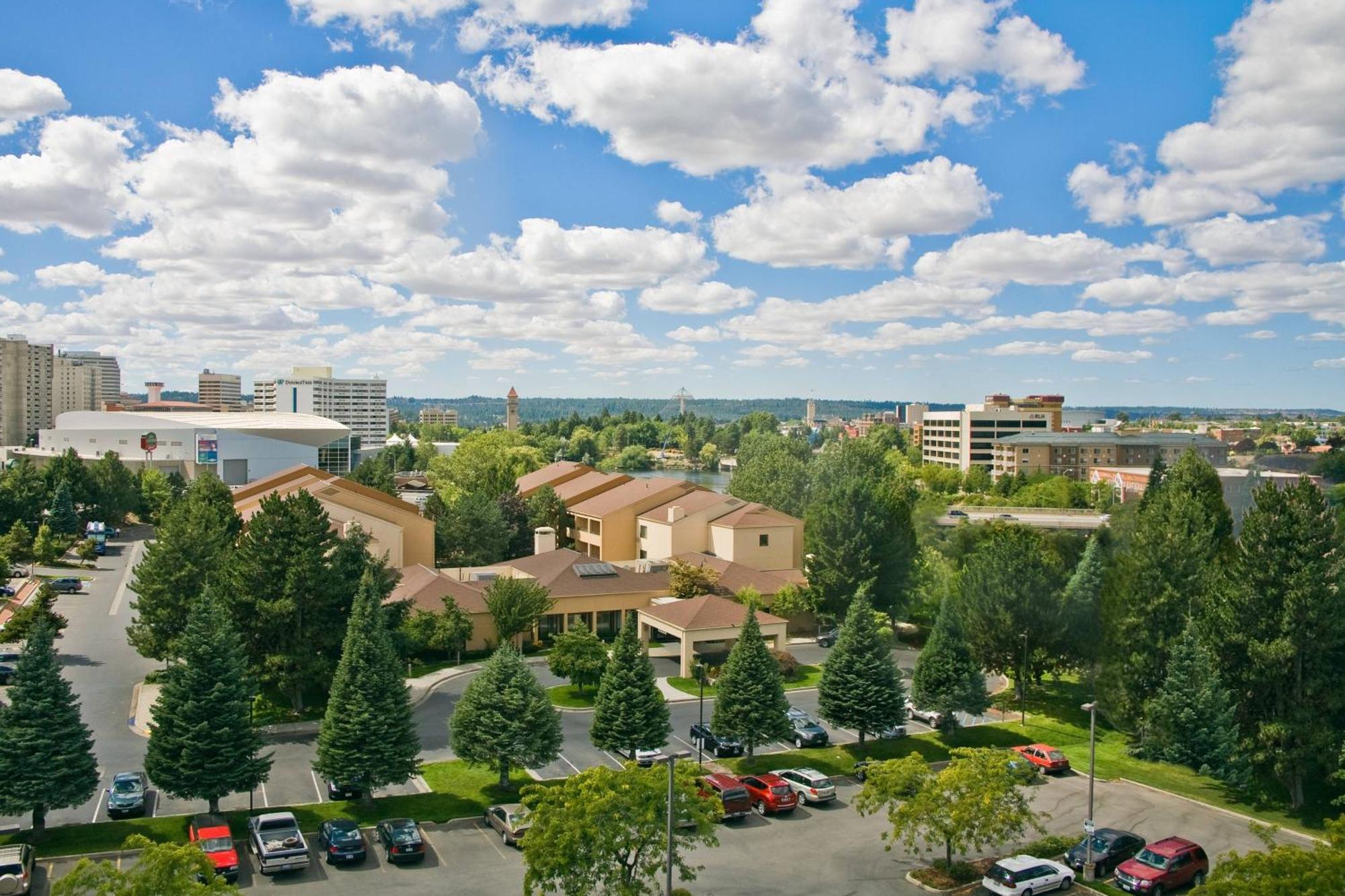 Courtyard Spokane Downtown At The Convention Center Hotel Exterior photo